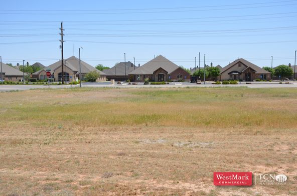 11002 Quaker Ave., Lubbock, TX 79424